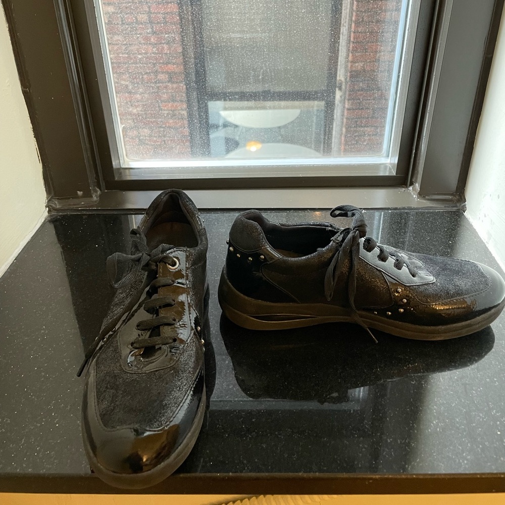 Black on black sneakers from Spain